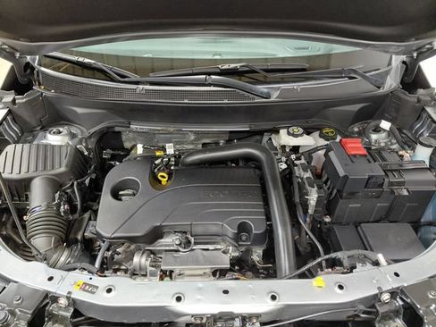 Used 2026 Chevrolet Equinox LT FWD image 11