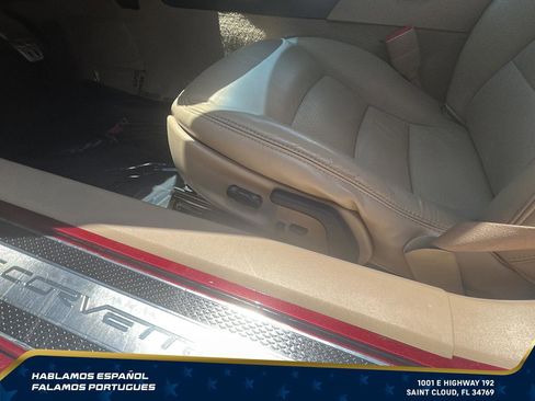 Used 2007 Chevrolet Corvette Coupe w/ Performance Package RWD image 17