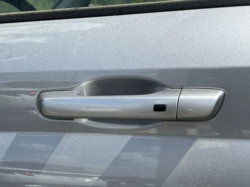 New 2026 Hyundai Venue SEL FWD image 35