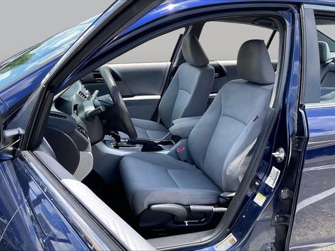 Used 2014 Honda Accord LX image 6
