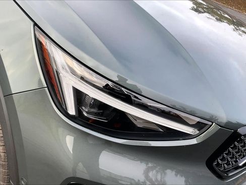 New 2026 Volvo XC40 B5 Ultra w/ Protection Package Premier image 32