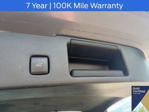 Certified 2021 Ford Escape Titanium AWD/4WD image 16
