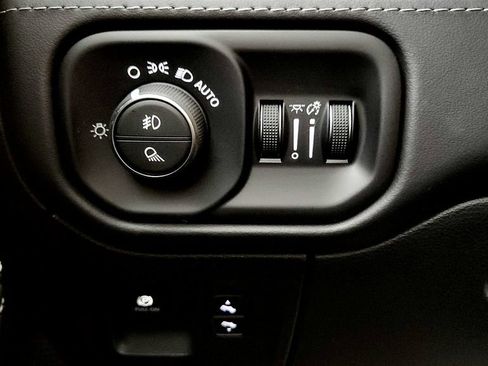 Used 2026 RAM 1500 RHO w/ RHO Level 1 Equipment Group AWD/4WD image 32