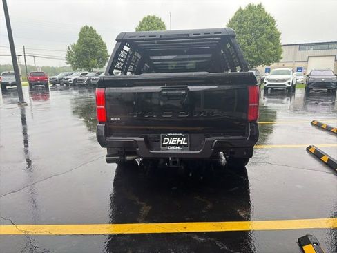 New 2025 Toyota Tacoma TRD Off-Road AWD/4WD image 4