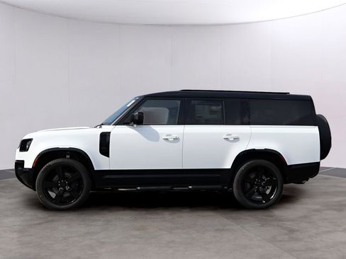 New 2026 Land Rover Defender 130 X-Dynamic SE AWD/4WD image 4