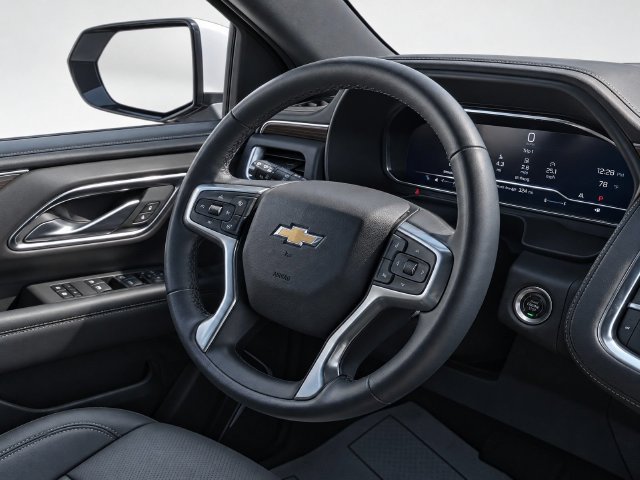 Used 2024 Chevrolet Tahoe LT w/ LT Signature Plus Package RWD image 29