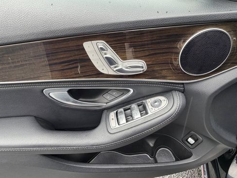 Used 2016 Mercedes-Benz C 300 4MATIC Sedan image 27