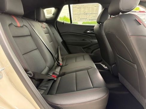 New 2026 Chevrolet Trax RS w/ Sunroof Package FWD image 19