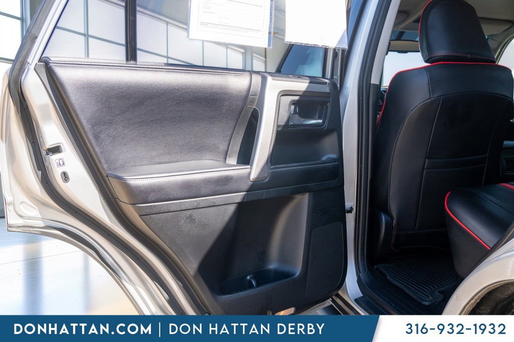Used 2018 Toyota 4Runner SR5 Premium AWD/4WD image 19