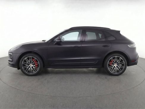 Used 2025 Porsche Cayenne GTS AWD/4WD image 7