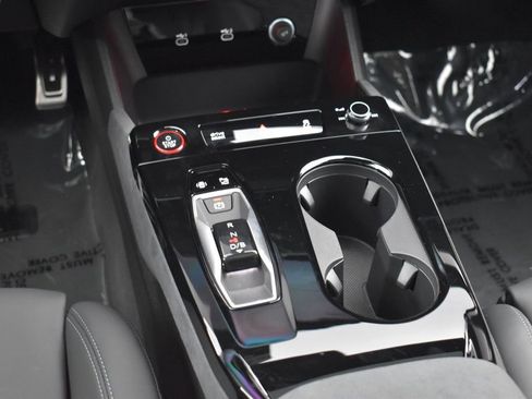 New 2027 Audi S6 e-tron Premium Plus AWD/4WD image 15