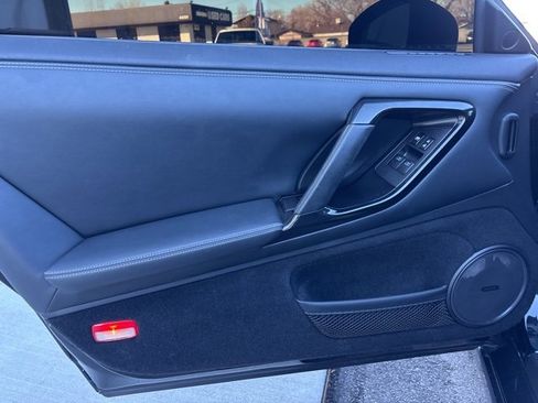 Used 2015 Nissan GT-R Premium image 14