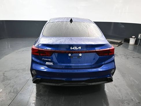 Used 2023 Kia Forte LXS w/ LXS Technology Package FWD image 8