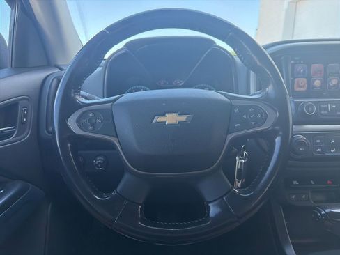 Used 2017 Chevrolet Colorado Z71 AWD/4WD image 13