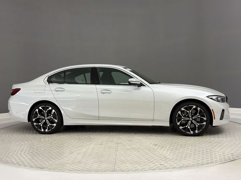 Used 2026 BMW 330i Sedan w/ Premium Package RWD image 8