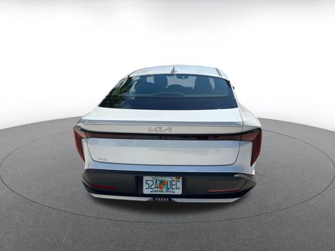 Used 2025 Kia K4 LXS image 16