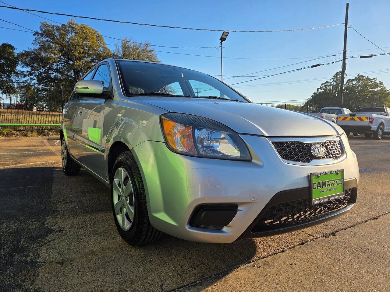 Used 2010 Kia Rio5 w/ Value Pkg FWD image 3
