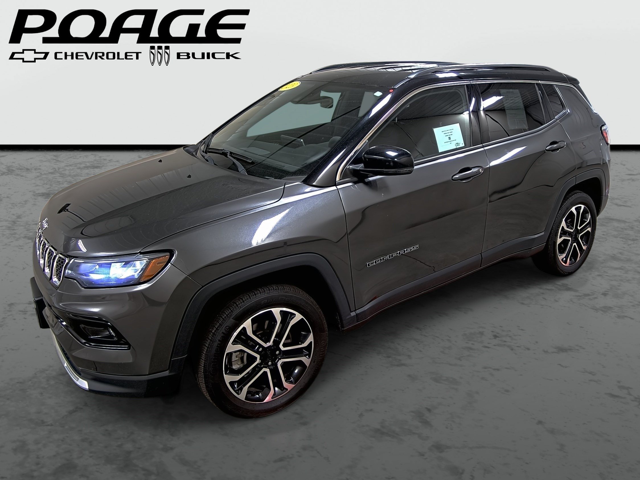 Used 2023 Jeep Compass Limited AWD/4WD image 1