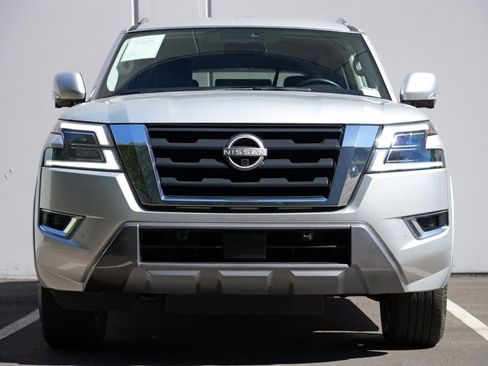 Used 2021 Nissan Armada SL w/ Captain's Chairs Package AWD/4WD image 7