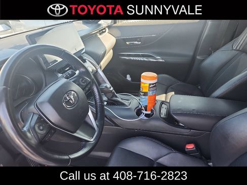Used 2021 Toyota Venza Limited AWD/4WD image 4