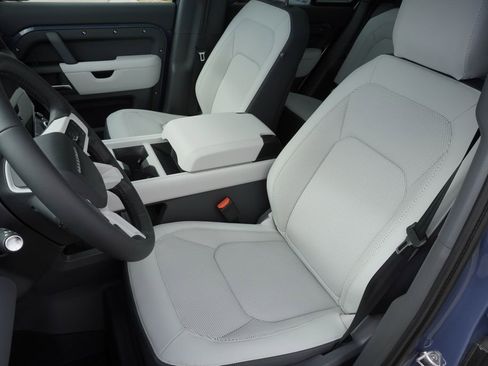 New 2026 Land Rover Defender 110 X-Dynamic SE AWD/4WD image 20