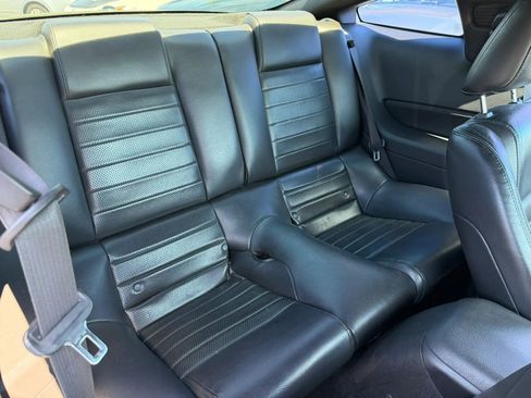Used 2009 Ford Mustang GT RWD image 16