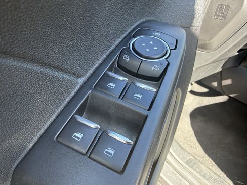 Used 2022 Ford Escape SEL image 13