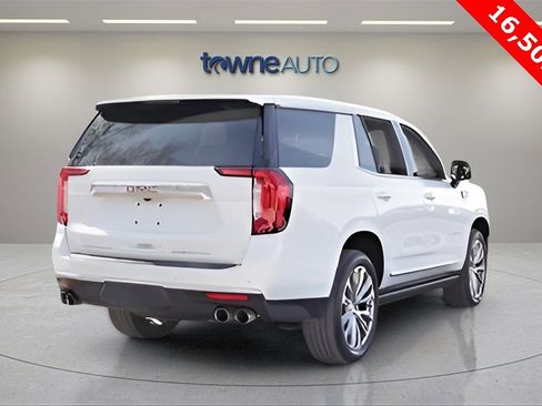 Used 2024 GMC Yukon Denali image 9
