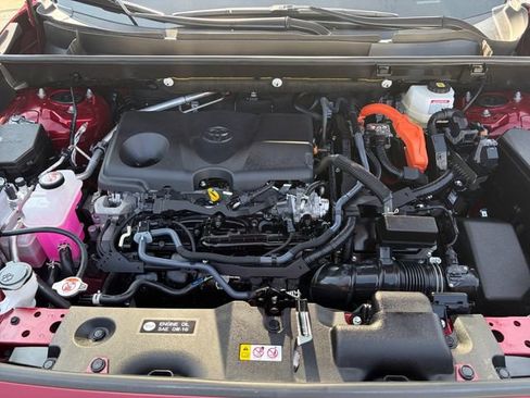 Used 2025 Toyota RAV4 LE AWD/4WD image 21