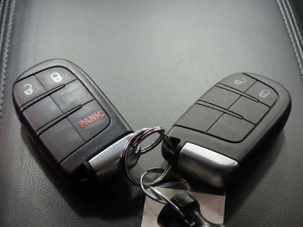 Used 2022 Dodge Durango SXT RWD image 18