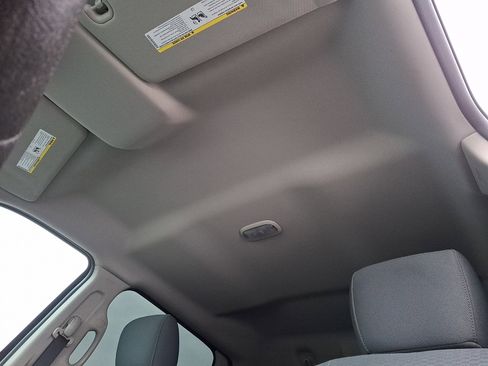 Used 2016 RAM 2500 Tradesman w/ Chrome Appearance Group image 21