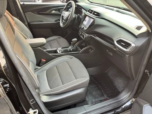 Used 2022 Chevrolet TrailBlazer LT w/ Convenience Package AWD/4WD image 20