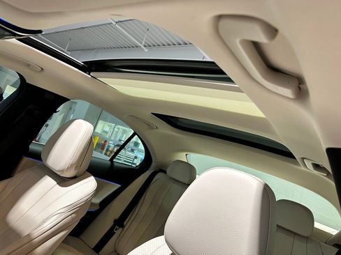 New 2026 Mercedes-Benz E 350 4MATIC Sedan image 13