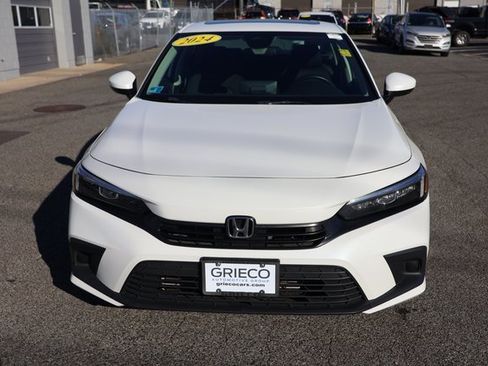 Used 2024 Honda Civic EX image 3