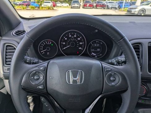 Certified 2022 Honda HR-V Sport image 24