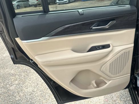 New 2025 Jeep Grand Cherokee Limited w/ Luxury Tech Group II image 52