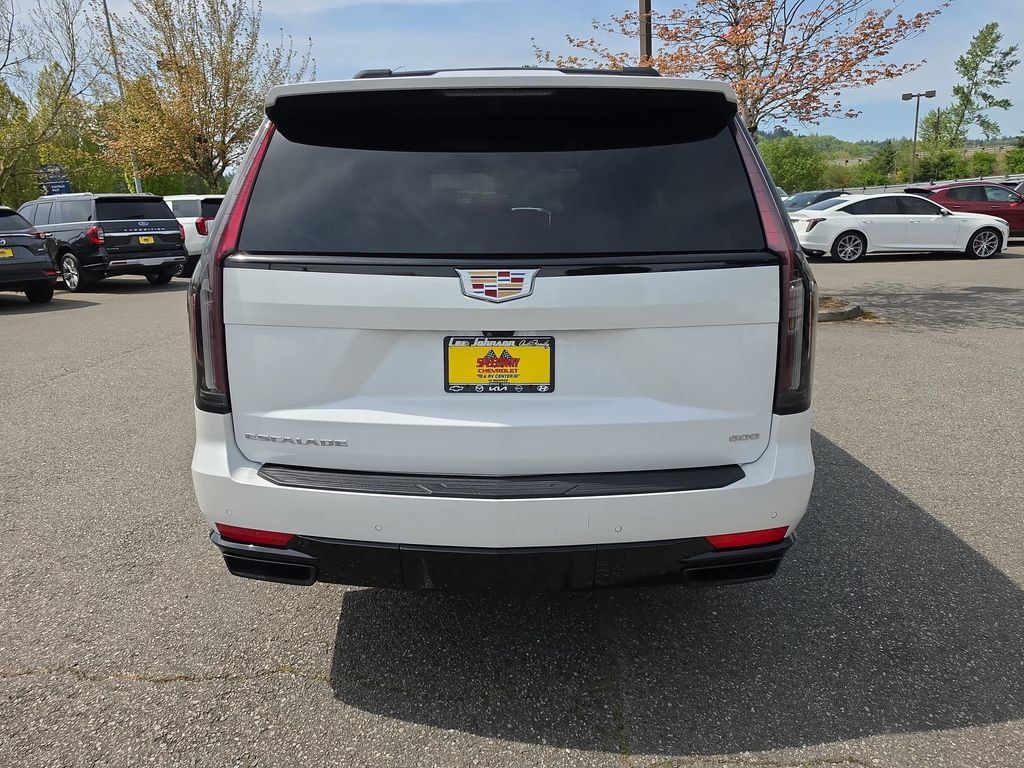 Certified 2024 Cadillac Escalade Sport Platinum w/ Heavy-Duty Trailer Package AWD/4WD image 5