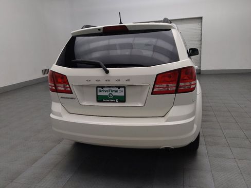 Used 2019 Dodge Journey SE image 7