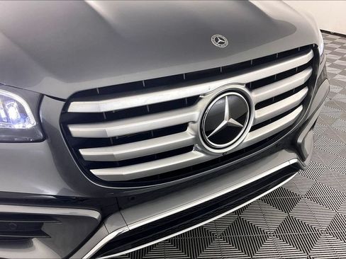 Certified 2025 Mercedes-Benz GLS 450 4MATIC image 24