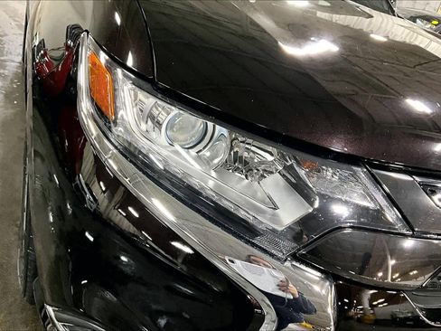 Used 2021 Mitsubishi Outlander LE image 27