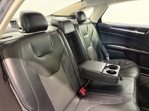 Used 2019 Ford Fusion Titanium image 30