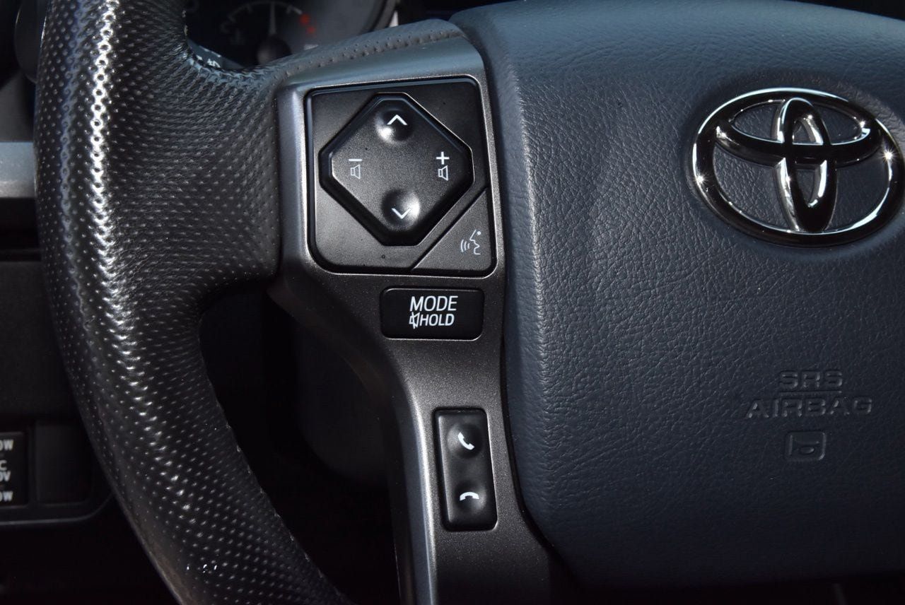 Used 2020 Toyota Tacoma TRD Off-Road AWD/4WD image 22