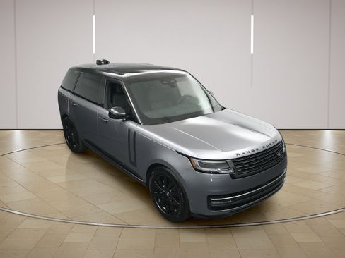 Used 2024 Land Rover Range Rover Long Wheelbase SE AWD/4WD image 35