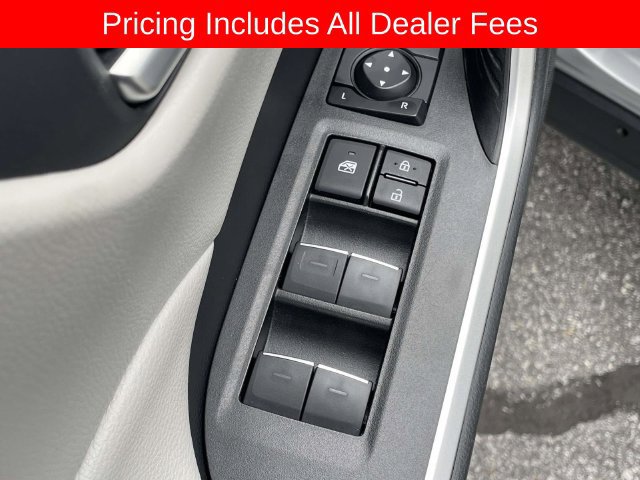 Used 2023 Toyota RAV4 XLE Premium AWD/4WD image 16