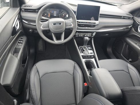 New 2026 Jeep Compass Latitude AWD/4WD image 24