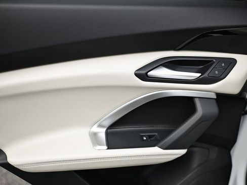 New 2025 Audi Q5 2.0T Premium image 23