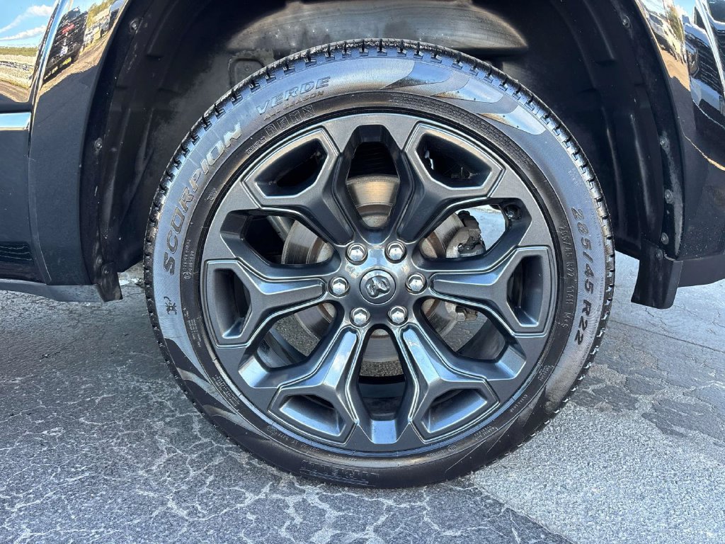 Used 2022 RAM 1500 Limited w/ Night Edition AWD/4WD image 9