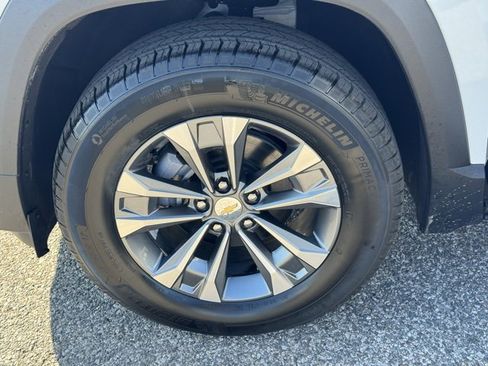 Certified 2025 Chevrolet Equinox LT w/ Safety and Technology Package image 23