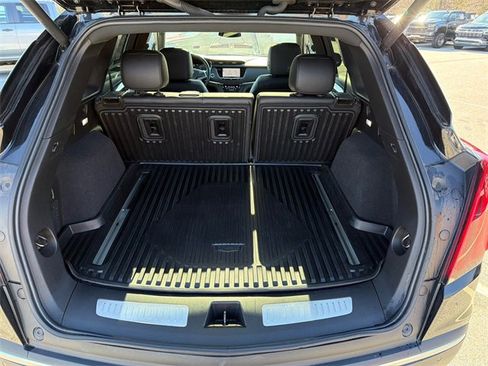 Used 2021 Cadillac XT5 Premium Luxury image 18