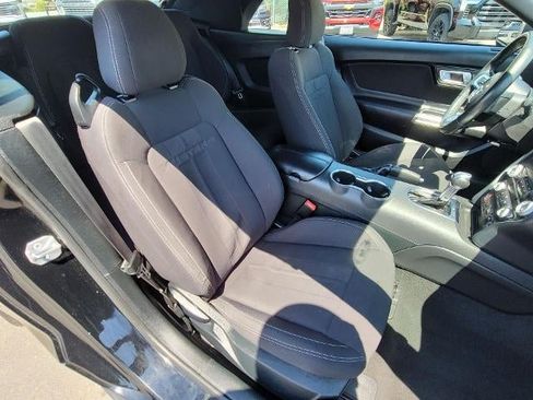 Used 2023 Ford Mustang Convertible RWD image 25